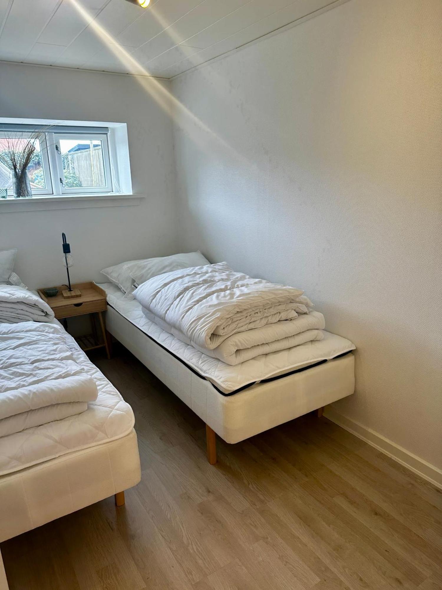 Skon Lejlighed Med Egen Terrasse Og Have Taet Pa Centrum I 스카겐 외부 사진